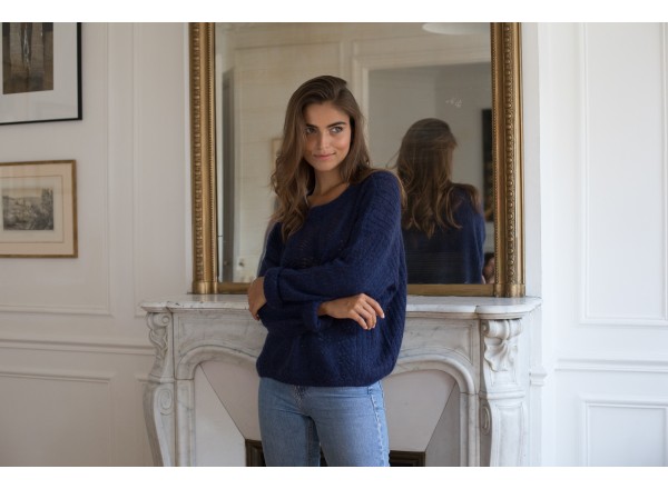 Edmond blue navy sweater 