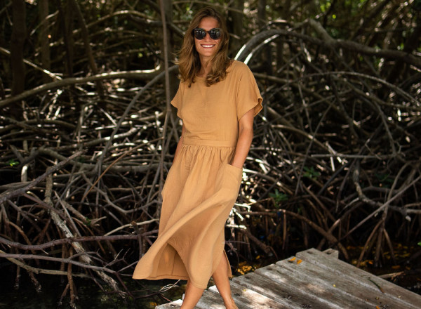Robe suzanne camel 
