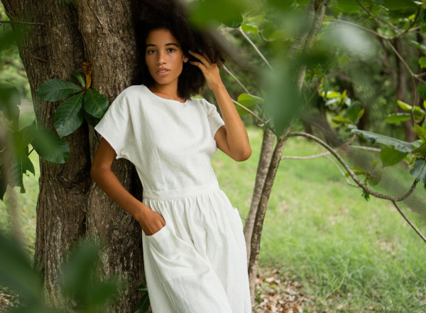 Robe Suzanne en lin blanche