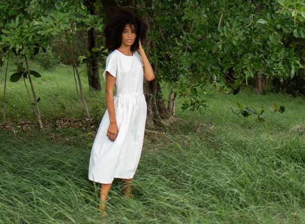 Robe Suzanne en lin blanche