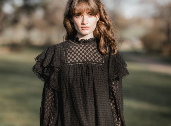Robe noire Louise