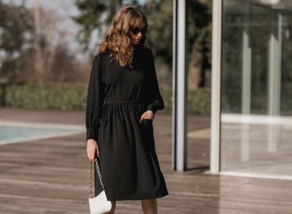Robe noire Suzanne 